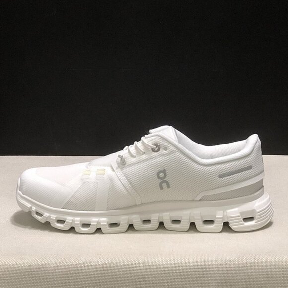 ON Cloud 6 Shoes - White NEW - All-Day Wear - Picture 2 of 5